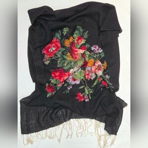 Floral Print Fringed Black Pashmina Wrap